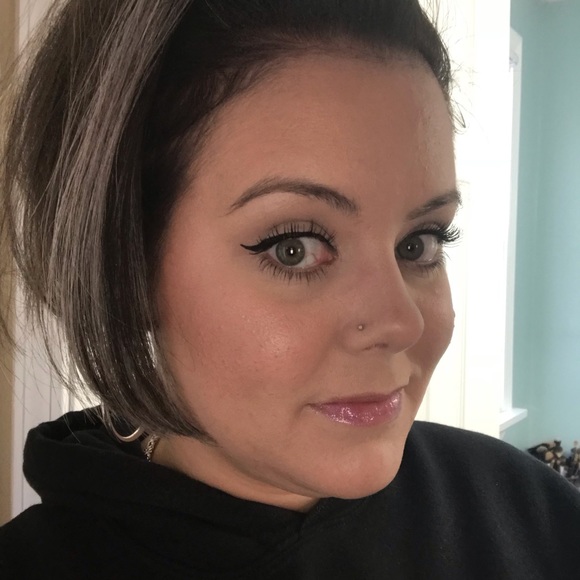 Meet your Posher, Sara - Picture 4 of 5